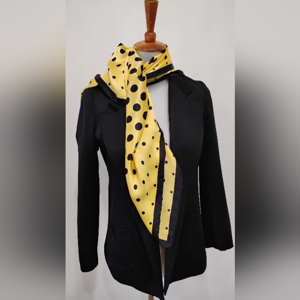VINTAGE YELLOW SILK POLKADOT SCARF - Picture 2 of 6